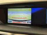 バックモニター付なので後退時に後方が見えるので安心。 車は構造上、死角がたくさんなので万が一を考えると必須ですね。 あくまで補助の為の装備、バックは目視で確認する事が重要ですよ。