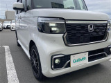 【 LEDヘッドライト 】悪天候や夜間の走行も視界良好で安心してお乗りいただけます。