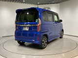 自動車保険・JAFも取り扱っております。また、お客様のご希望で保証延長(有償・一部の車種では取り扱いできません)もご準備しております。