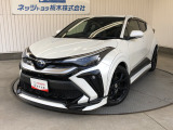 トヨタセーフティセンス搭載!ブラックを基調とし、内外装をよりクールに仕立てあげたスタイリッシュな特別仕様車!TRD製エアロを装着してますますクール!全方位カメラ・シートヒーターなど便利な装備付きです!
