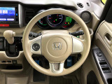 【ステアリングスイッチ】運転中、前方から目線をそらすことなく、オーディオ等の操作が可能な便利機能!安心&快適なドライブを演出してくれます♪