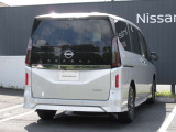 セレナ 1.4 e-4ORCE ハイウェイスターV 4WD 