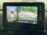 【アラウンドビューモニター】専用のカメラにより、上から見下ろしたような視点で360度クルマの周囲を確認することができます☆死角部分も確認しやすく、狭い場所での切り返しや駐車もスムーズに行えます。