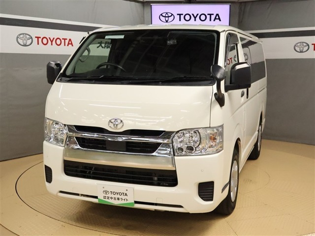 トヨタ ハイエースバン 
