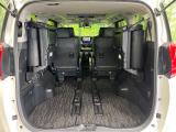 【パワーバックドア】スマートキーや運転席のボタンを押すだけでリアゲートが自動で開閉します!荷物を持っている時や、高い位置にあるバックドアを閉める際に便利な機能です♪