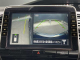 アラウンドビューモニターは前方や側面を映し出すことも可能ですので発進時の確認や幅寄せ離合時などにとても便利です。