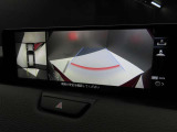 360&deg;モニターが標準装備されておりますので、細い道や狭い駐車場でもラクラク♪ 視認性もバッチリです。