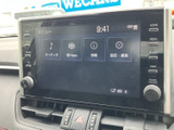 快適なドライブをサポートするナビゲーションシステム。豊富な機能で、運転をより安全で楽しいものにします。