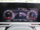メーター中央に、様々な車両情報を表示してくれる、ディスプレイがついています。