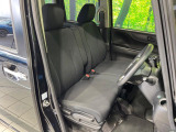 ドライバーによって運転しやすいポジションは異なり、あの車はどうなのか不安なこともありますよね。気になるお車は店頭で乗り込んでご確認いただけます♪