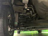 お車を安心してお乗りいただく為には、足回りの定期点検が欠かせません。サービスサポート(有償保証)では無料点検もご提供しており、安心のカーライフをお過ごしいただけるサポート体制が整っています。