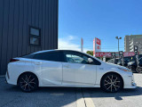 特殊なお車の制作や販売も可能です!(キッチンカーや積載車、ダンプカーやレプリカ車、バスなどなど)流行りのSUVは勿論、EV(電気自動車)やハイブリッド(PHEV含む)も納車実績がございます!何でもご相談を!