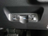 料金所でも、窓をあけずにスイスイ通過のETC☆☆もうドライブの必須アイテムですね!!