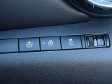 ハンドルヒーター搭載で、寒い時期の運転時に重宝します。