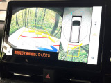 【パノラミックビューモニター】専用のカメラにより、上から見下ろしたような視点で360度クルマの周囲を確認することができます☆死角部分も確認しやすく、狭い場所での切り返しや駐車もスムーズに行えます。
