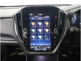 11.6インチの縦型ディスプレイに、ナビゲーション機能をはじめ、エンターテインメント、車両情報、エアコン操作、各種設定などを集約。タブレットのような感覚で、直感的に操作できます。