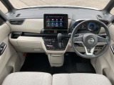 運転席周りの装備がご覧いただけます。展示場では実際にシートに座って確認していただけます。