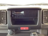 AM/FMラジオを装備しています。