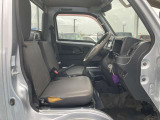 運転席です