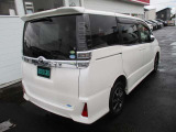 ヴォクシー 2.0 ZS 4WD 