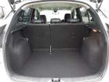 【ラゲッジスペース】しっかり容量が確保されていてます。バックドアも大開口で荷物の出し入れがしやすいです♪
