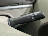 【オートライト】車外の明るさに応じて自動的にライトの点灯・消灯をしてくれます