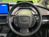 【純正革巻きステアリング】上質な革を使用することで、手にしっかり馴染みとても運転しやすいハンドルです♪