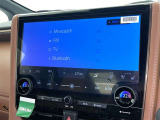 ディスプレイオーディオを装備。スマホとクルマをつなぐことで、これまでのナビに加えて、いろんなサービスが楽しめます。