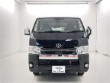 トヨタが誇る商用バン!信頼性も高いハイエース!