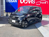 点検整備時に、メーカー新車保証〔新車登録日より、3年or6万キロの一般保証と5年or10万キロの特別保証〕を継承いたします。
