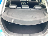 荷物室は、トノカバーで外部の目から守られます。