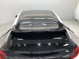 カーボンルーフ採用して軽量化してます。