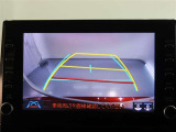 バックガイドモニターで、後方を確認しながら安心して駐車することができます。運転初心者も熟練者も必須の機能ですよ!