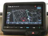 バックカメラ搭載です!車庫入れが苦手な人はもちろん、車両感覚に自信がある人にもお勧めです!見えない箇所が見えるようになるので、低い障害物や隠れてしまっている子供の存在等にも気付く事が出来ます。