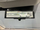 スマートルームミラーも付いてます☆後方ピラーや荷物、後席に同乗している方や曇りなど視界が遮られた場合でも後方カメラからの映像で安全確認をすることが出来て安心です☆