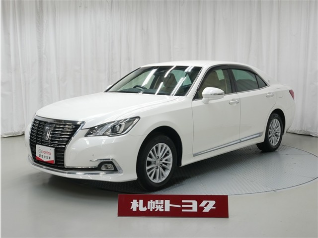 クラウン 2.5 ロイヤルサルーン i-Four 4WD