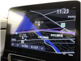純正ナビを装備。タッチパネル式で使いやすく、お出かけもラクラクです。