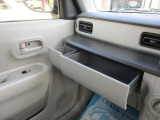 オールメーカーの軽未使用車・軽中古車を実際に「見て」「座って」「一度に比較」できるのが魅力です!