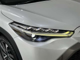 LEDヘッドライトです。デザイン性がよくとても明るいので、夜間の走行や悪天候でも安心です。しかも長寿命!