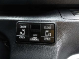 両側パワースライド装備です♪運転席から開け閉めの操作・ON/OFFの切替えも可能です♪