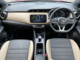 運転席周りの装備がご覧いただけます。展示場では実際にシートに座って確認していただけます。