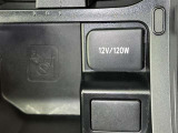 シガーソケット用の充電器が使用可能です!