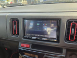 ナビもついています。他の機種への交換やオーディオへの交換も別途料金にて対応可能です。