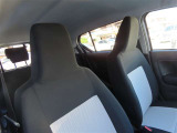 運転席シート廻りは使用感も少なく、良好な状態となっています。丁寧に使われていたことがよくわかりますね