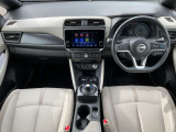 運転席周りの装備がご覧いただけます。展示場では実際にシートに座って確認していただけます。