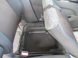 オールメーカーの軽未使用車・軽中古車を実際に「見て」「座って」「一度に比較」できるのが魅力です!