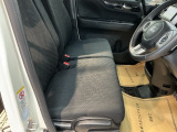 シートはフィット性も良く、楽な運転姿勢を保てます。