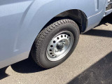 ☆お車についた傷やヘコミ、事故の修理もハヤシにお任せください。自社鈑金工場で修理ができますの安心です☆