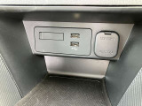 USB端子&サービスコンセント付き