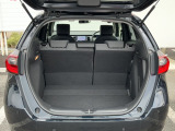 5名乗車時の荷室です。